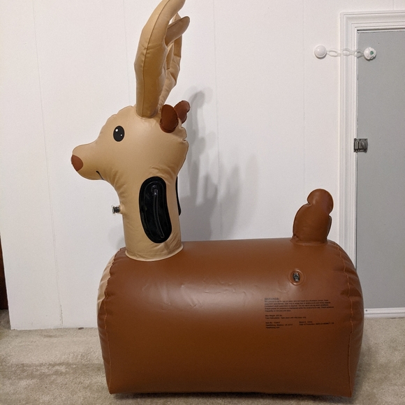 NWOB Hop N' Go Reindeer - Picture 4 of 9